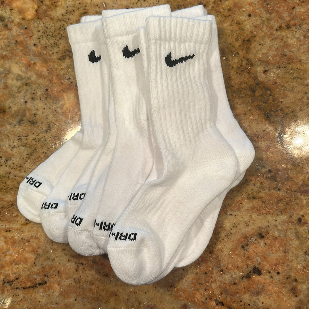 Nike youth socks